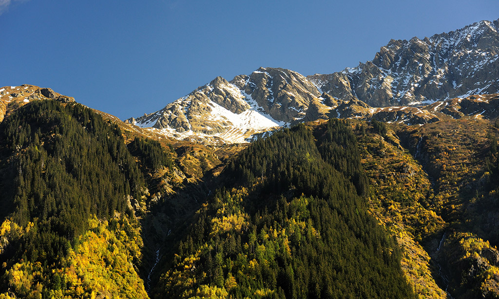 DSC_5092cropM.jpg - * Jesienne szczyty *