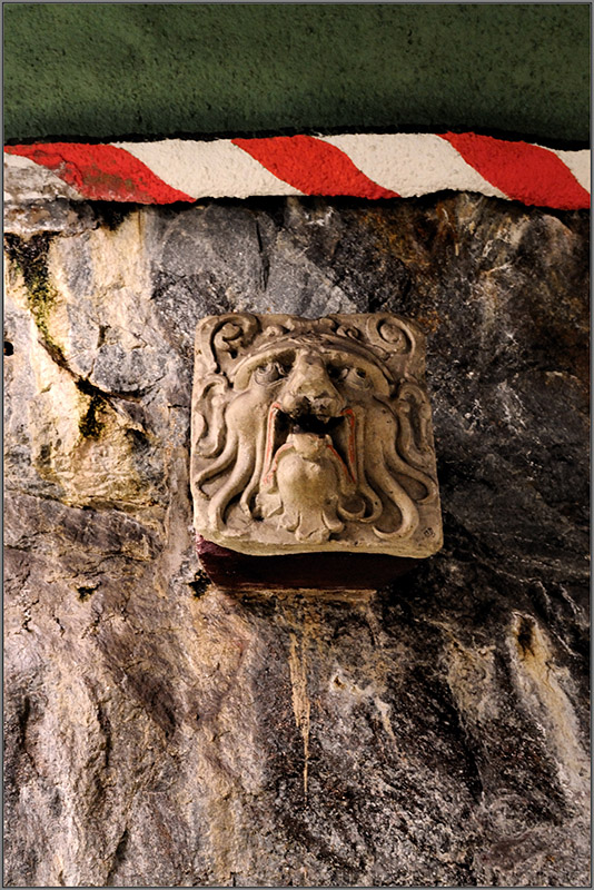 DSC_6595.jpg - * Kolejny scienny detal *