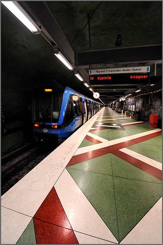 DSC_6602.jpg - * I widzimy wagonik metra *