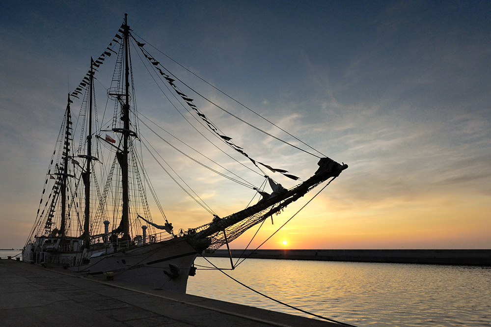 DSC_3566K kopia3.jpg - *W porcie*