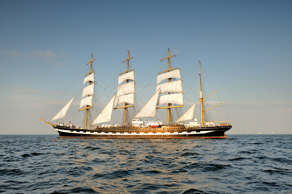 DSC_9124min.jpg - * Kruzensztern *