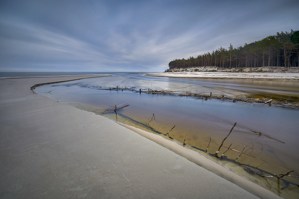 DSC_8388min.jpg - Debki - ujscie rzeki Piasnicy w pochmurny dzien