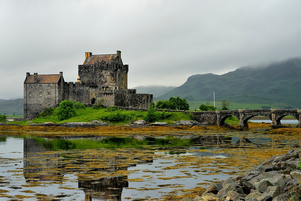 DSC_2675min.jpg - * Eilean Donan Castle *