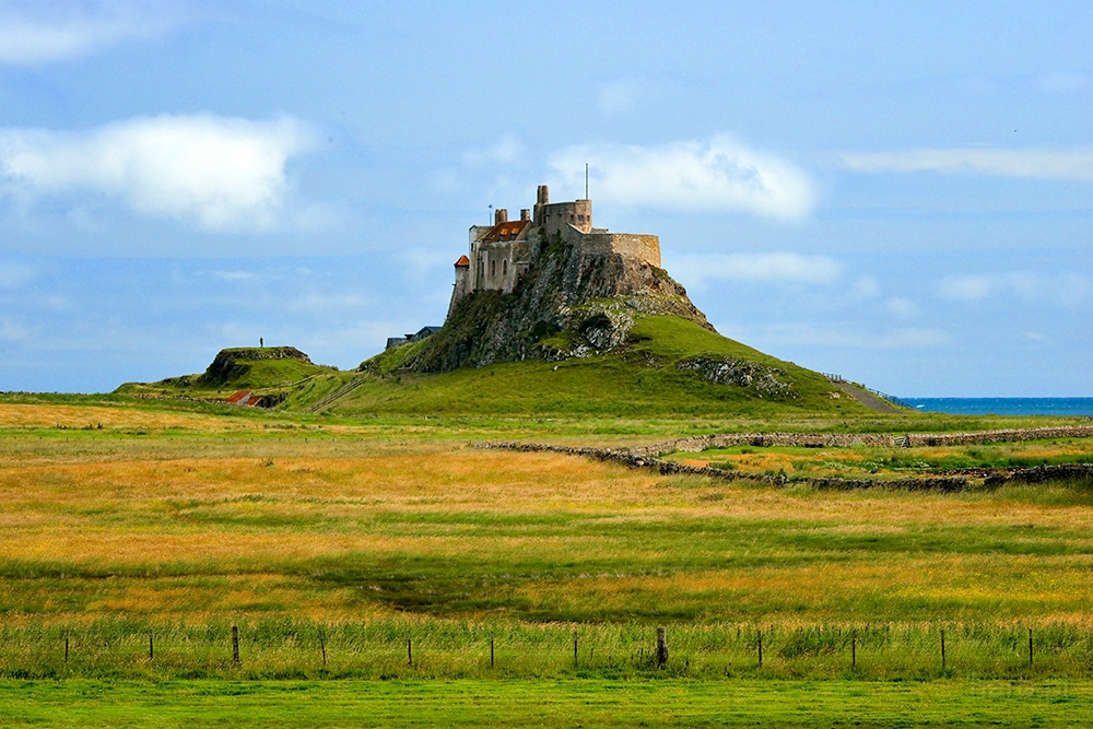 DSC_3024min.jpg - * Lindisfarne Castle,  Holy Island *