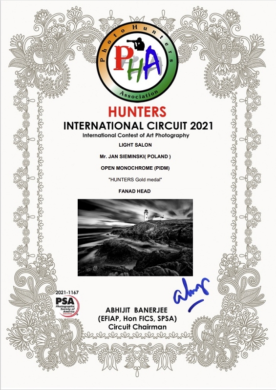 Fanad head Gold Medal.jpg - Kwiecien 2021 W konkursie HUNTER NTERNATIONAL CIRCUT 2021 pod patronatem Photographic Society Of America,   fotografia "Fanad Head" zdobyła Gold Medal....Marzec 2021 w konkursie PHOTO SALON KICEV 2021 fotografia " Fanad Head" otrzymała wyroznienie  Honorable Mention IAAP