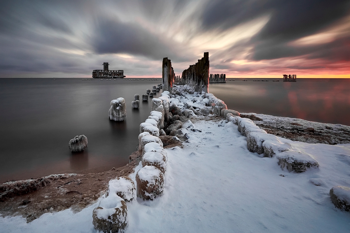 WINTER TIME torpedo.jpg - Wrzesien 2022 Indie w konkursie FOTOART SUPER CIRCUIT fotografia "Winter Time" zdobyła CHARIMAN CHOICE, konkurs organizowany pod patronatem Photographic Society of America