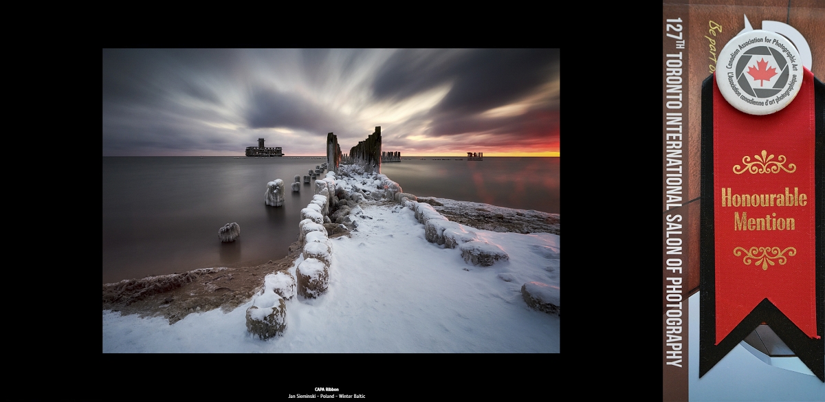 CAPA Ribbon 127 Toronto International Salon of Photography k.jpg - Marzec 2021 fotografia "Winter Baltic" zdobyła wyroznienie   Photographic Society of America - PSA Honourable Mention w konkursie 127th Toronto International Salon of Photography, Canada